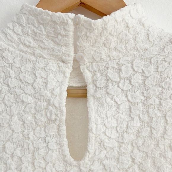 Anthropologie Blue Tassel Popcorn Crop Tank Top White Ivory NWT - Picture 9 of 16